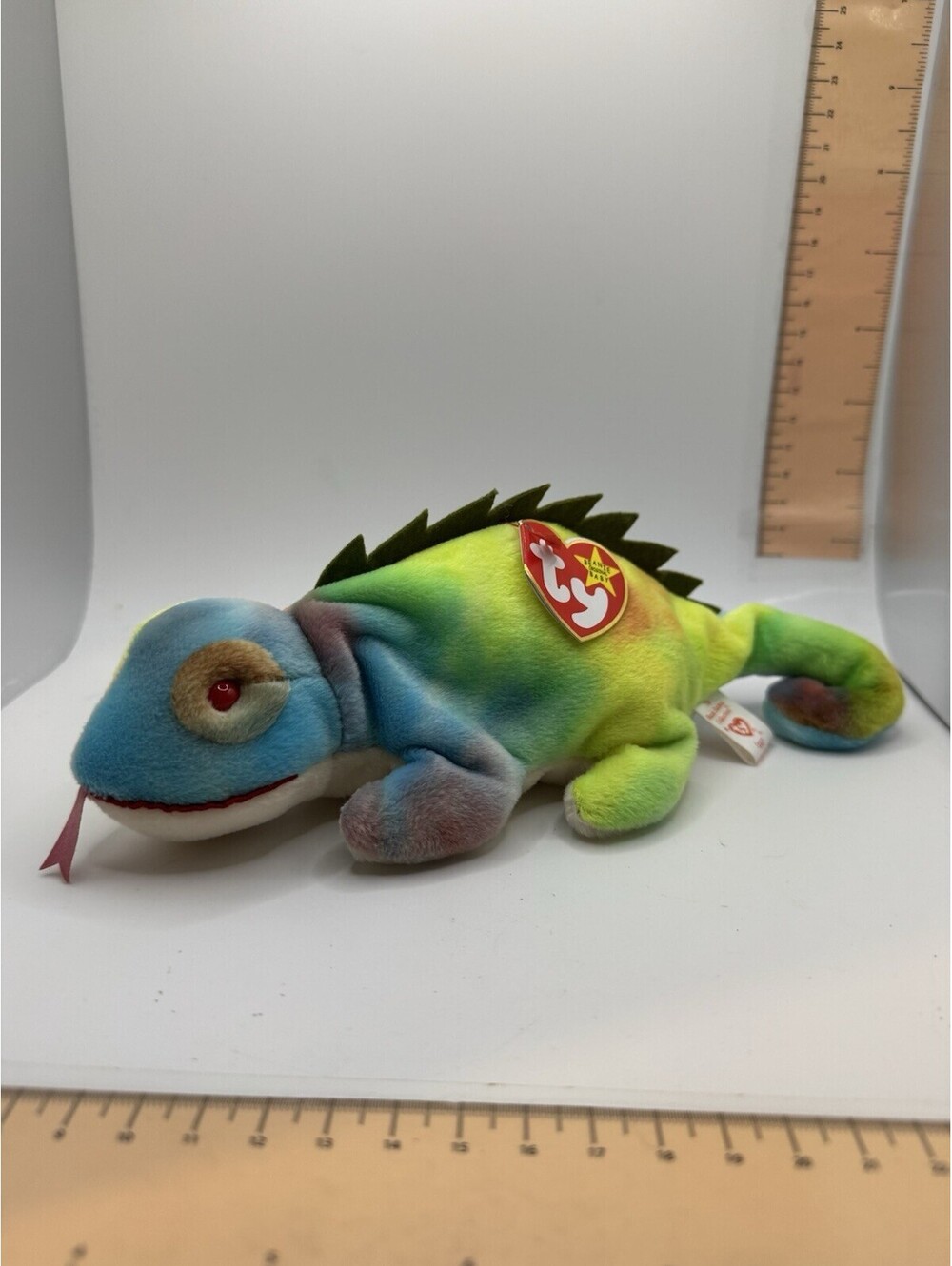 Ty Beanie Baby Iggy The Iguana Chameleon Original Tags W TOUNGE Rare